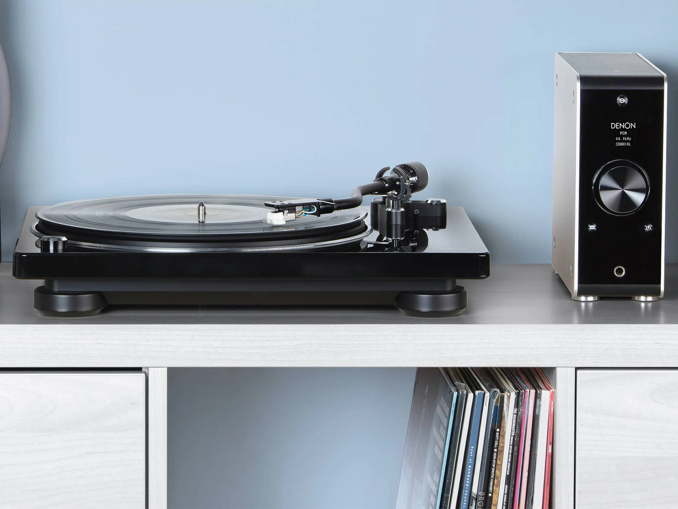 Denon DP-400 Yarı-Otomatik Pikap