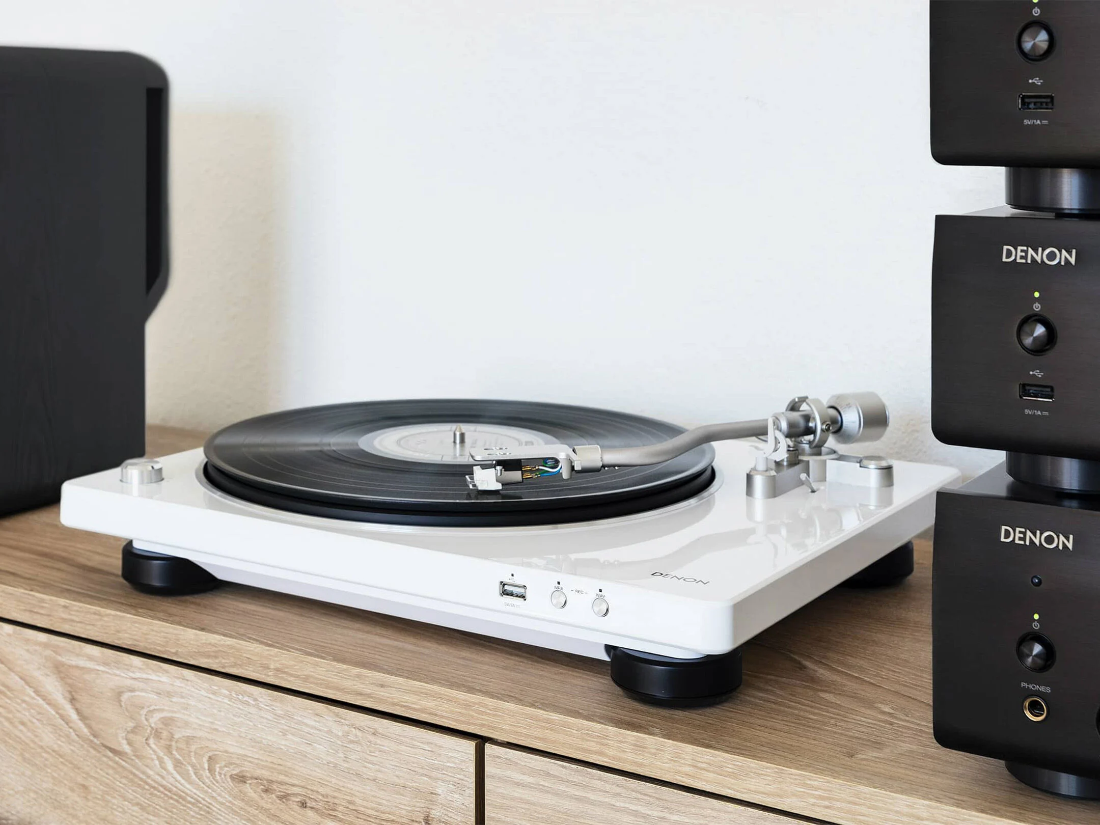 Denon DP-450USB Yarı-Otomatik Pikap & USB Kaydedici