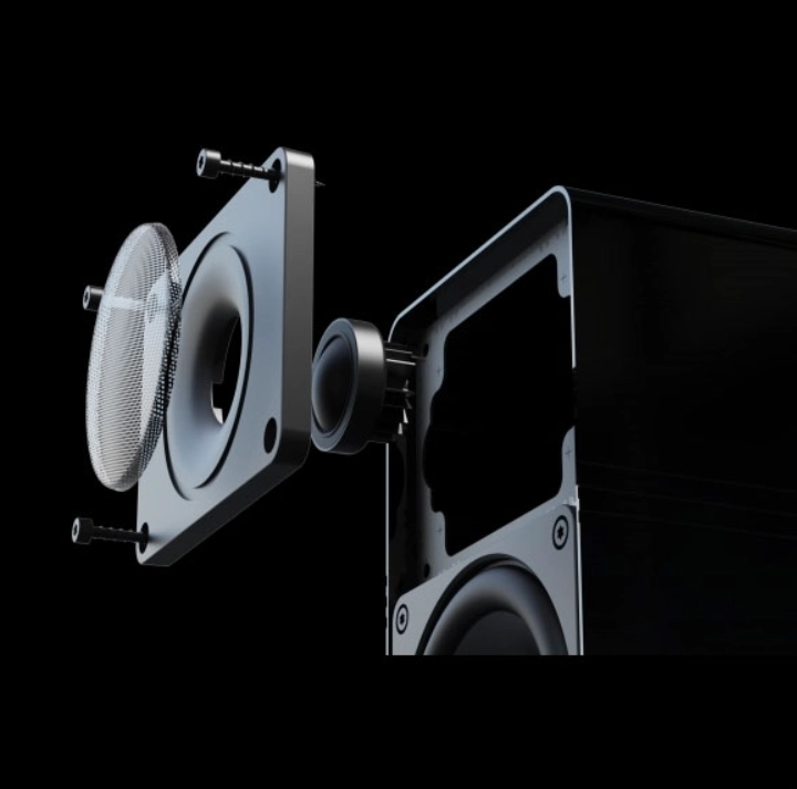 ELAC Elegant BS 305 – The Return of a Classic