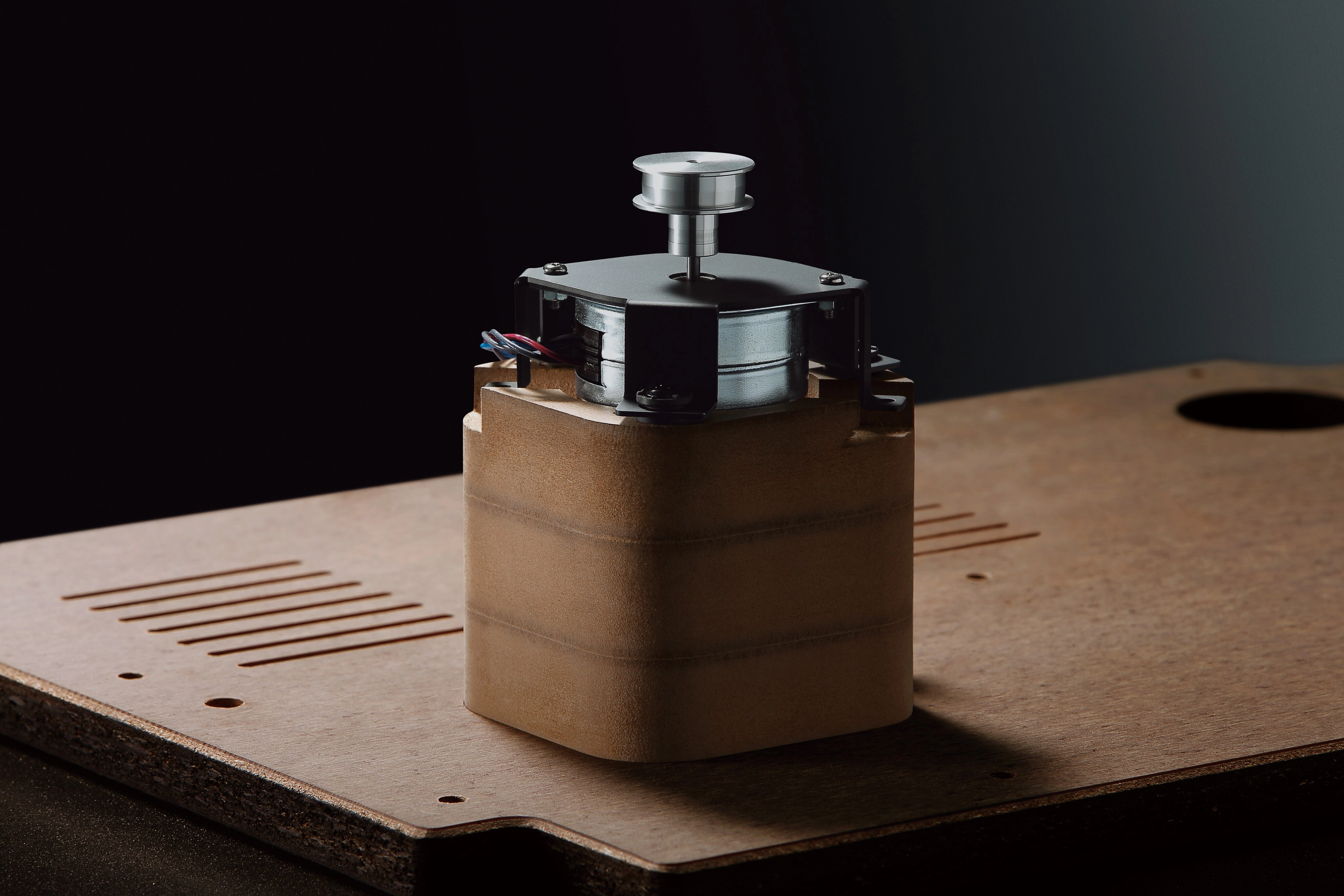 Yamaha GT-5000 Pikap | High-End Belt Drive Turntable, 5kg Platter, Balanced Output