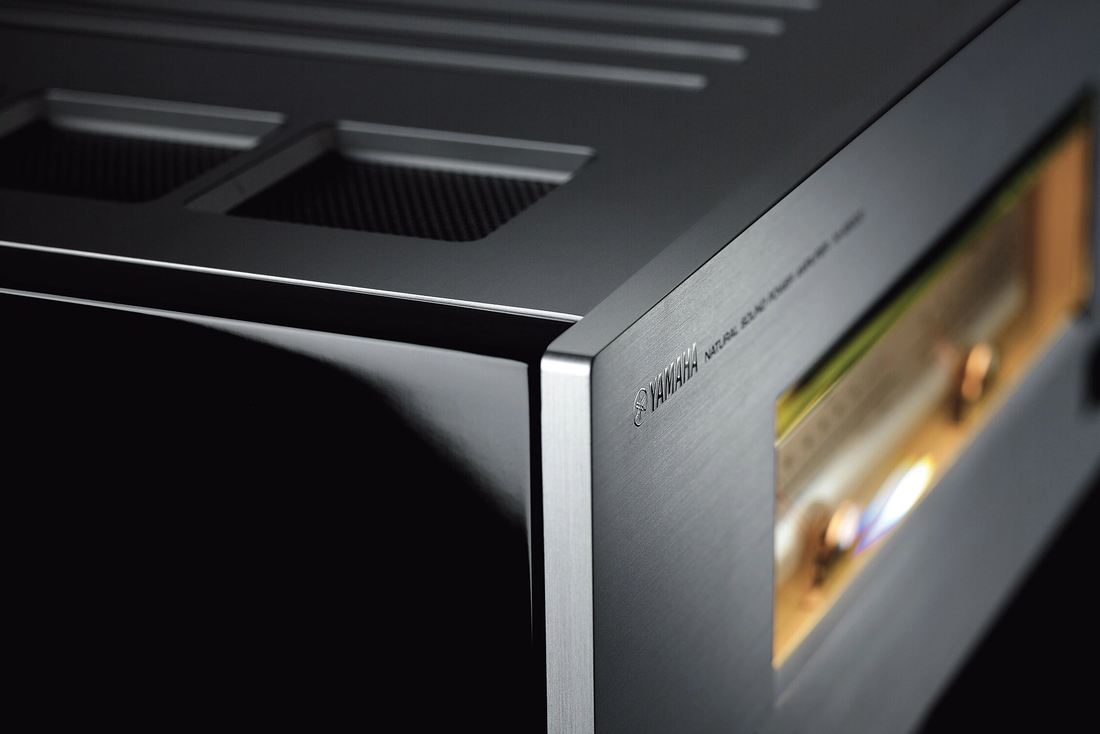 Yamaha M-5000 | Referans Sınıfı Stereo Power Amplifier