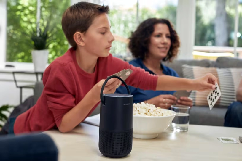 Bose Portable Home Speaker Taşınabilir Akıllı Hoparlör (Wi-Fi & Bluetooth)