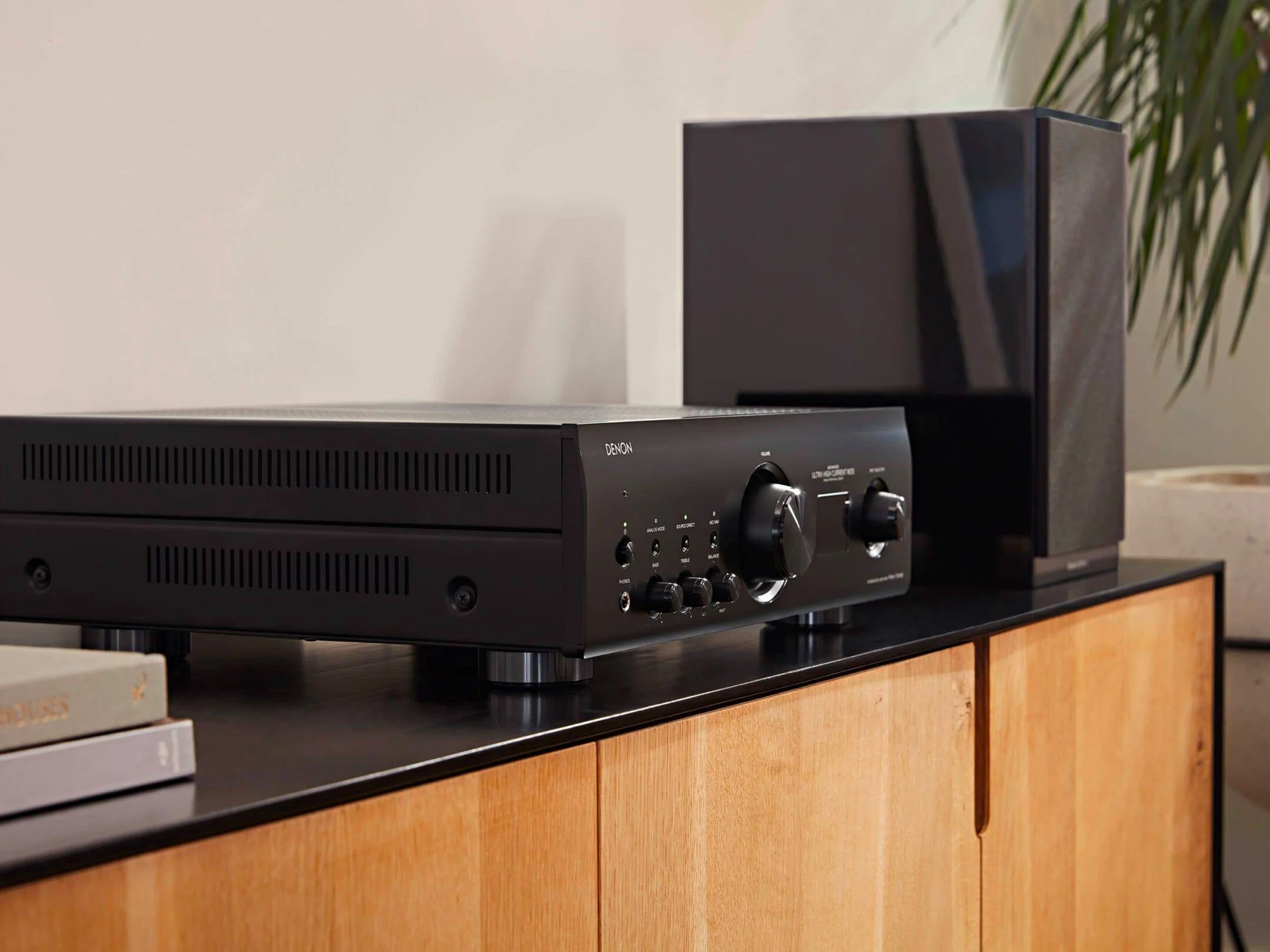 Denon PMA-1700NE Entegre Stereo Amplifikatör