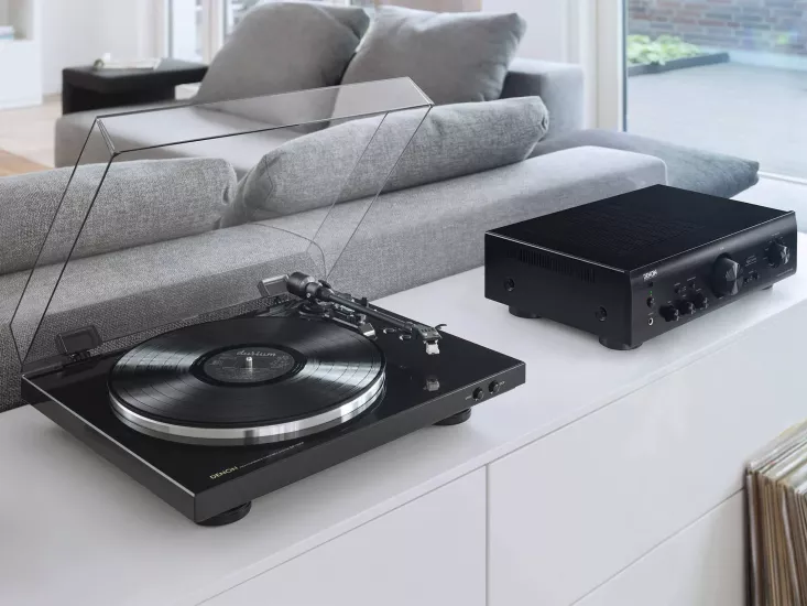 Denon DP-300F | Tam Otomatik Pikap | Dahili Phono EQ & Kayış Tahrikli Sistem